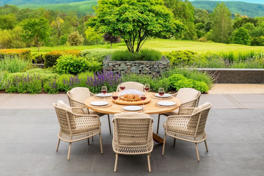 4 Seasons Outdoor Puccini dining set met Prado tafel Ø 160 cm en Lazy Susan