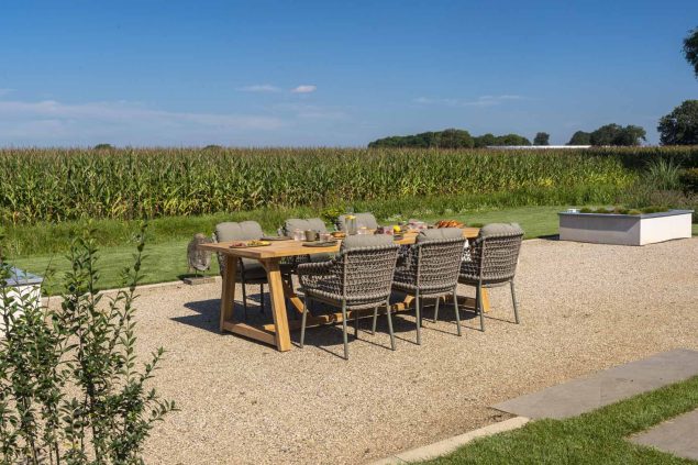 4 Seasons Outdoor Jura dining set olijfgroen met Noah tafel 260 x 100 cm