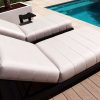 Flow Grey Jewel eenpersoons daybed graumel chalk met zwart frame detail