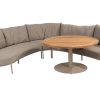 4 Seasons Outdoor Comino hoek loungebank met Saba low dining tuintafel latte met teak blad Ø 130 cm