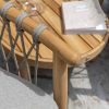 4 Seasons Outdoor Nora bistroset naturel teak met Finn tafel Ø 60 cm - detail