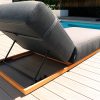 Flow Lio daybed sooty met teakhouten frame