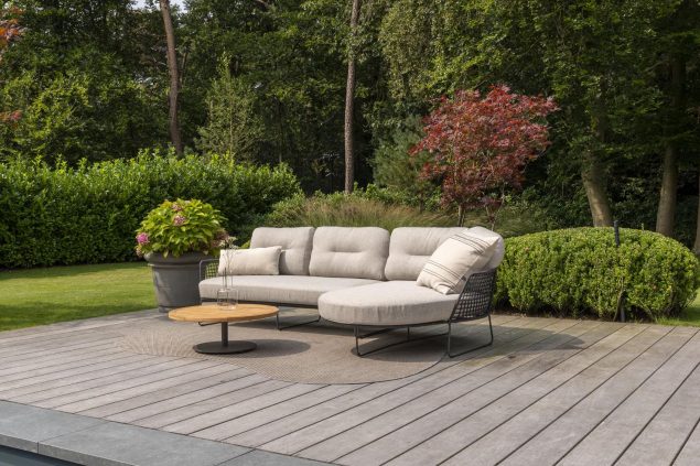 Taste by 4 Seasons Rhodos chaise loungeset met Volta loungetafel Ø 80 cm