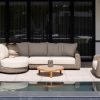 4 Seasons Outdoor Maxime chaise loungebank terre met Finn tafel