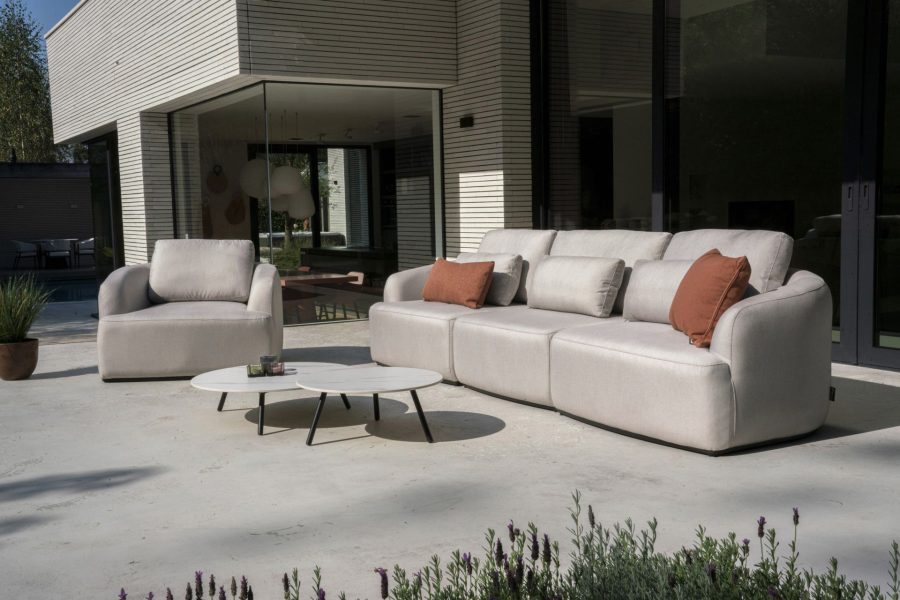 Flow Yavi Sofaset graumel chalk met Vaya tafels