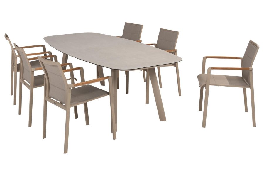 Taste by 4 Seasons Cortina tuinset latte met Manolo tafel