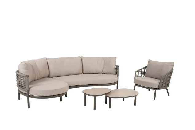 Taste by 4 Seasons Puglia chaise loungebank terre met loungestoel en Monroe tafels