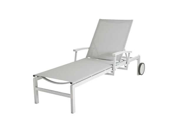 Taste by 4 Seasons Regina ligbed wit met verstelbare armleuningen en wielen