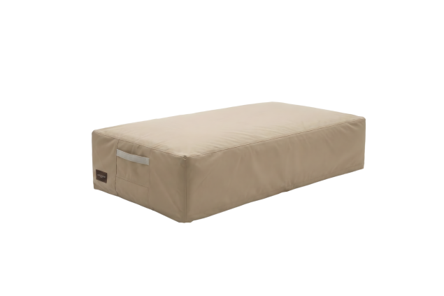 URBAN TAILOR. Tuinmeubelhoes 1999 - 210 x 90 x 35 cm